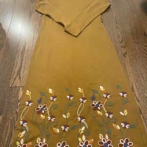 Long sleeve dress with belt